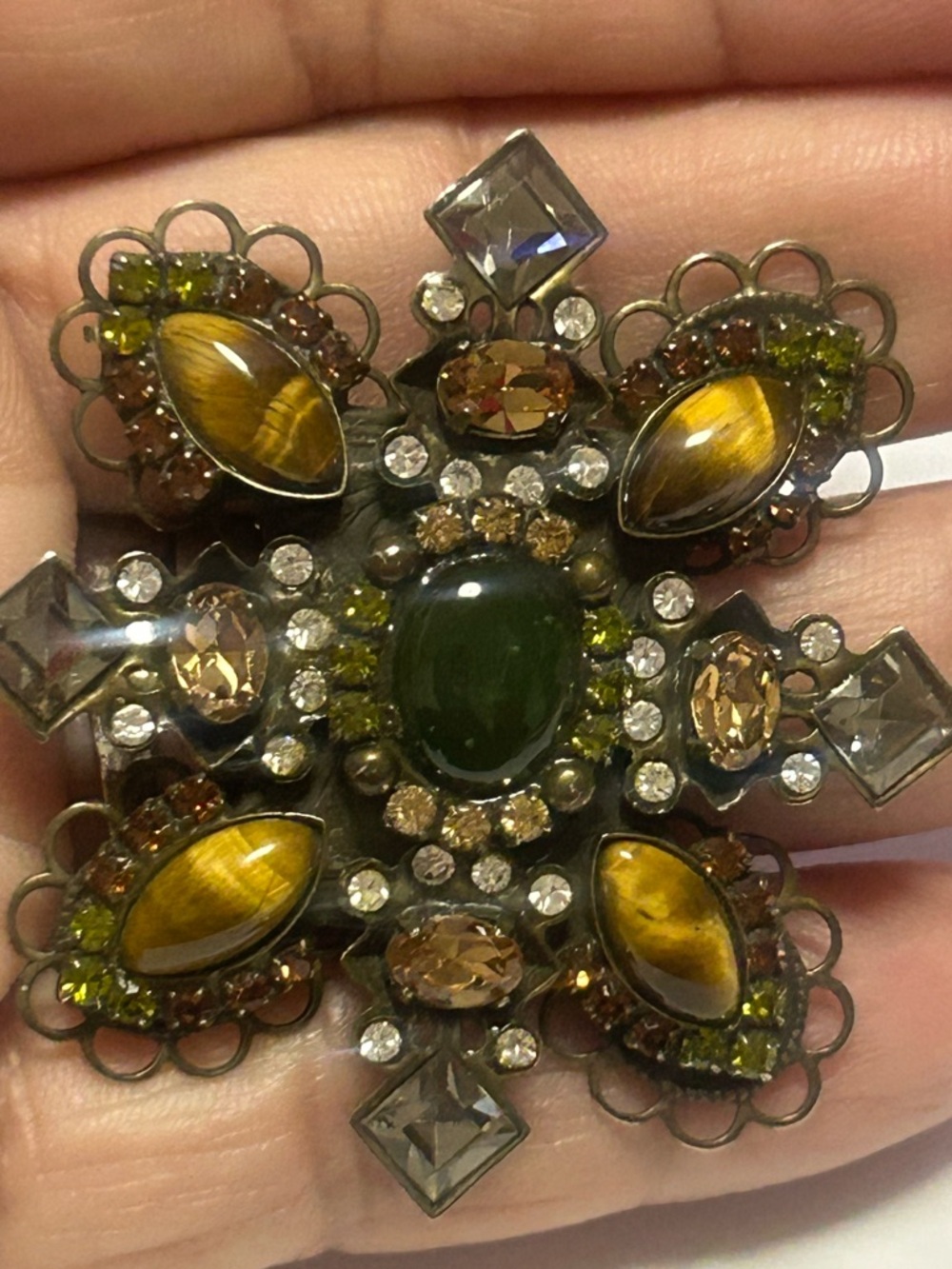 Vintage Sorrelli Green tiger eye Color Jeweled Crystal Pin Brooch